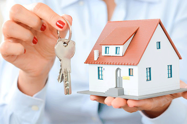 مشاور املاک ساناز مویری
