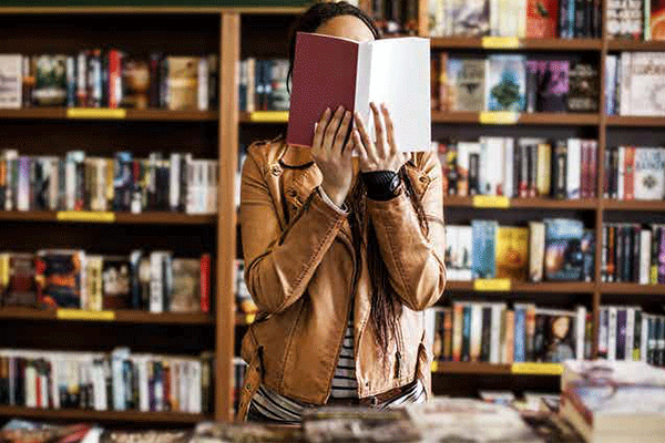 کتابفروشی ایرانی فردوسی