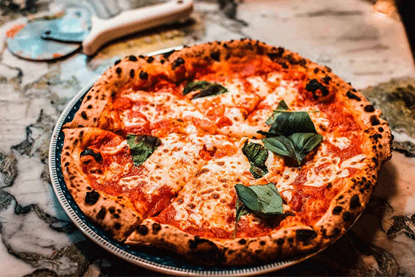 رستوران Pizzeria Venedik