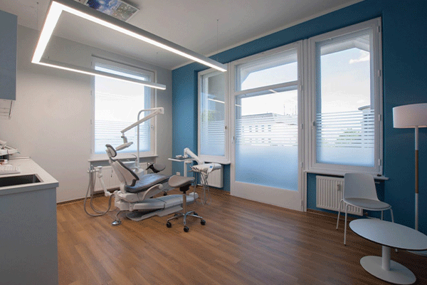 دندانپزشک دکتر شاهرخ خسروی Dr. Shahrokh Khosravi Dentist