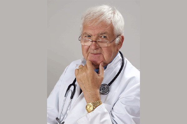 پزشک عمومی آقای دکتر مجید خاکزاد Dr. Madjid Khakzad General Practitioner