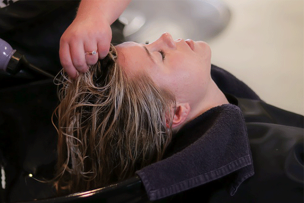 سالن موی شادی Coiffure Shadi Hair Salon