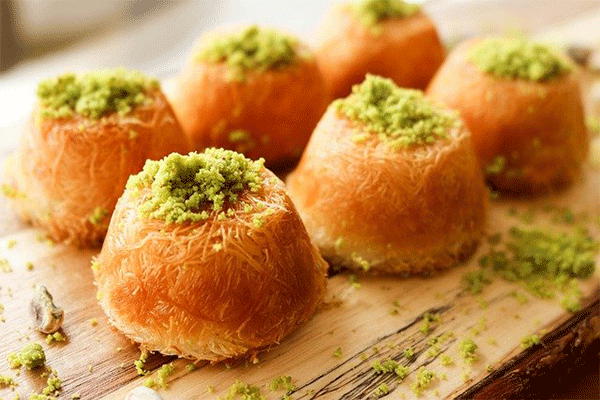 شیرینی و کافه قنادی ویونا Viona Patisserie and Cafe Pastry