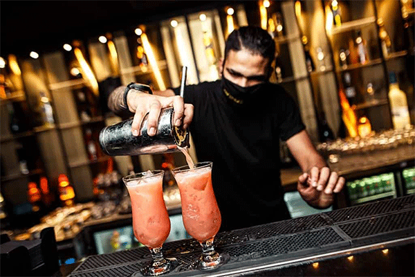 کلاب شبانه و لانج اونیو Avenue Club