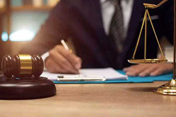 دکتر محمد قنبریMr. Mohammad Ghanbari Business Lawyer