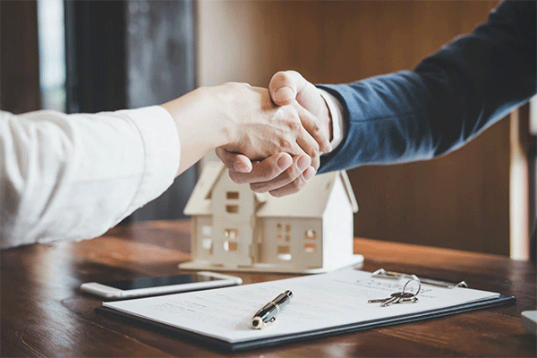 مشاور املاک نیما حقیقیان