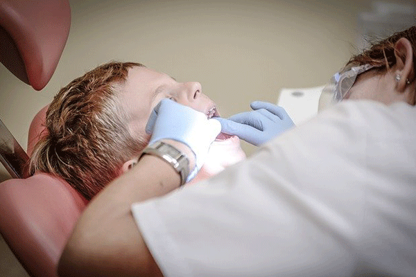 دندانپزشک حسین کاشانی Dentist Hossein Kashani