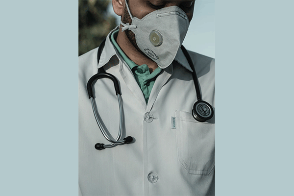 پزشک عمومی دکتر روزبه ملک زاده Dr. Roozbeh Malekzadeh