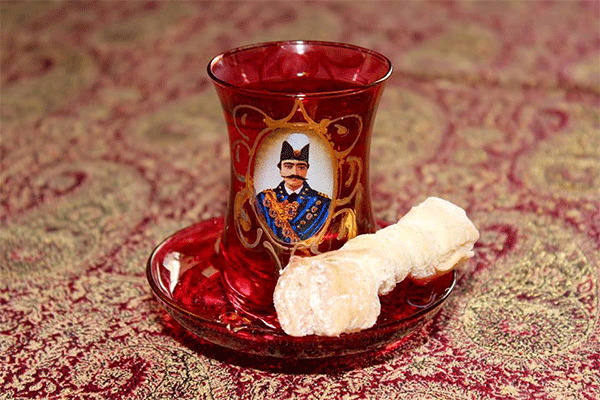 نان و شیرینی آریا