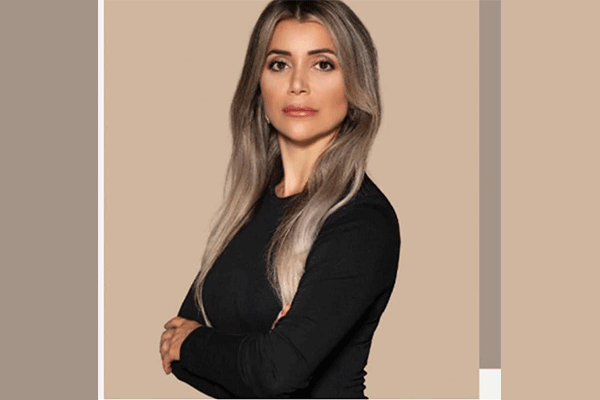 وکیل دادگستری هلند خانم احمدی