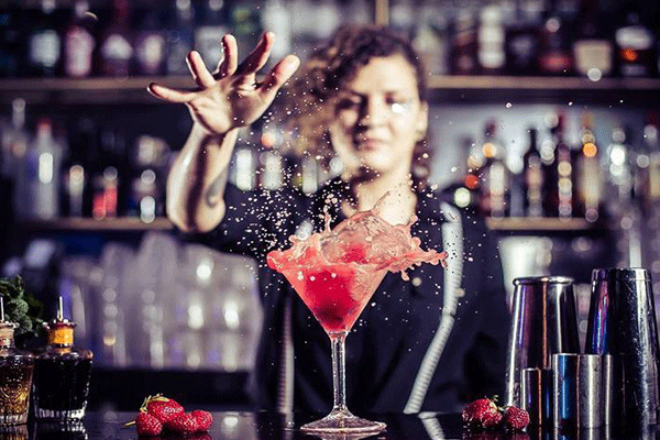 نیاز به ۲خانم bar keeper برای رستوران در فرانکفورت