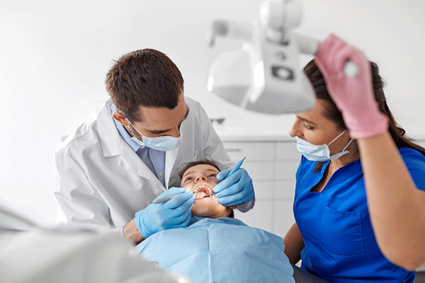 ثبت نام دوره دیپلما یکساله dental assistant