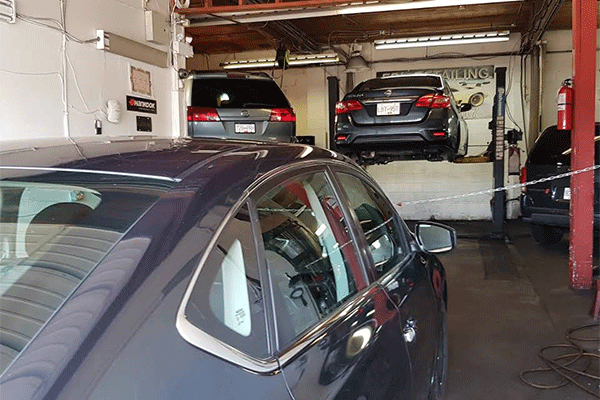 مکانیکی و کارواش ابی Ebi Mechanic and Car Wash