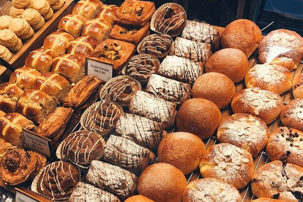 کافه قنادی پارسیان Parisian Bakery& Cafe