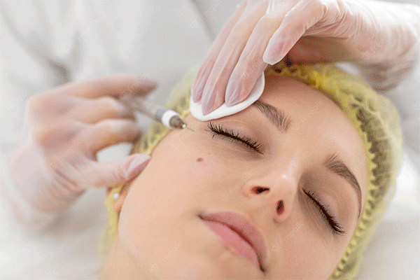 مرکز زیبایی فوراور ۲۰ Forever 20 Beauty Center