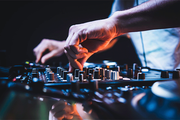 دی جی ایرانی Dj Merdas