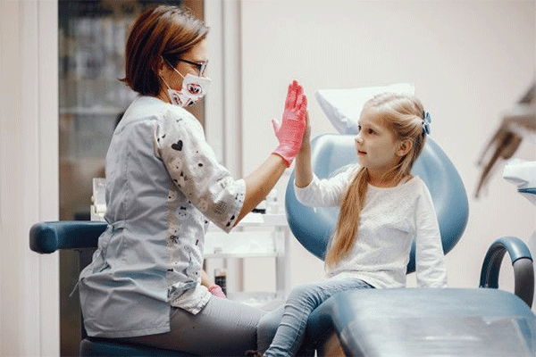 کلینیک دندانپزشکی iDent Dental