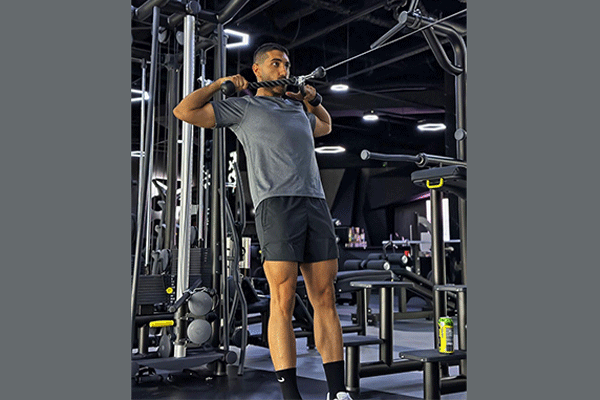 سالن بدنسازی میری کلاب Miri Club