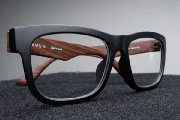 عینک فروشی الگانس Elegance Eyewear Boutique