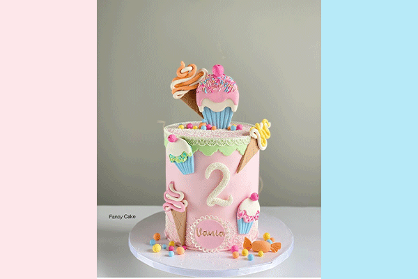 کیک فانتزی Fancy Cake