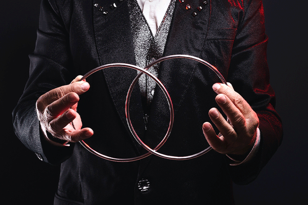 شعبده باز اوون استریکلند Owen Strickland Magician