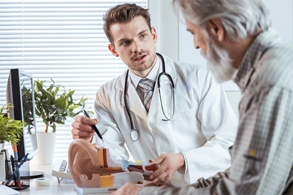 متخصص گوش حلق و بینی دکتر جواد دهقانان