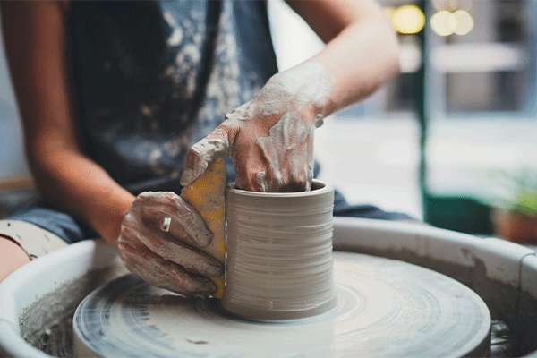استودیو سفالگری مُج Moj Pottery Studio