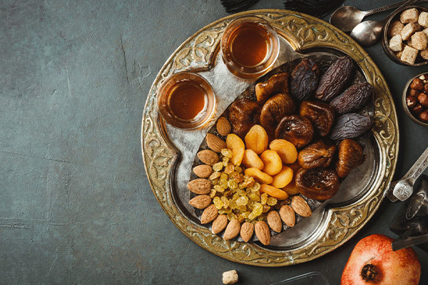 بوفه افطار ماه رمضان در رستوران محفل