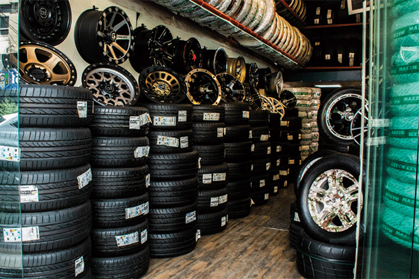 فروشگاه رینگ و تایر Newmarket Tire N Mag